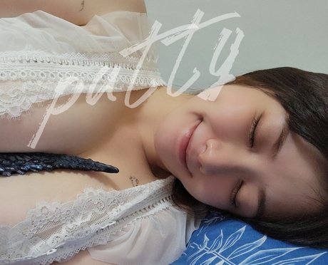 曲線美のxxx オンリーファンズ 可愛い 写真