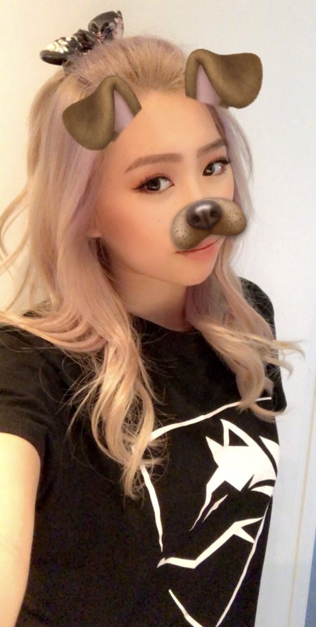 Kara Chan ホットなスター 写真