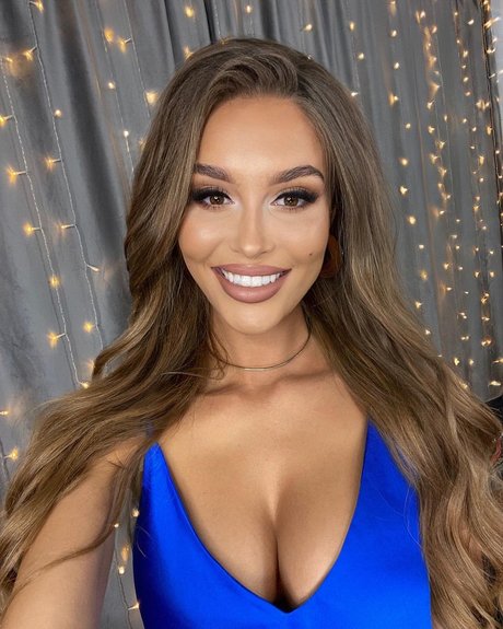 陸軍の熟女オンリーファンズ ポルノ 写真