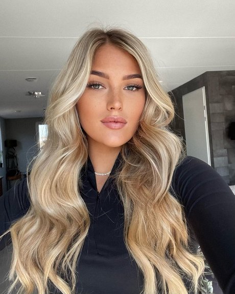 Milou Tamara Roes HDスター 画像