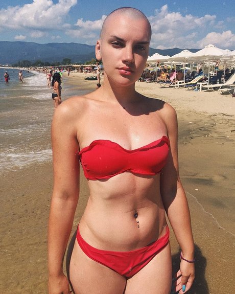 Olivera Draca 完璧なモデル 写真