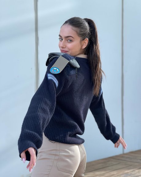 Yael Shelbia ポルノスター ホット ギャラリー