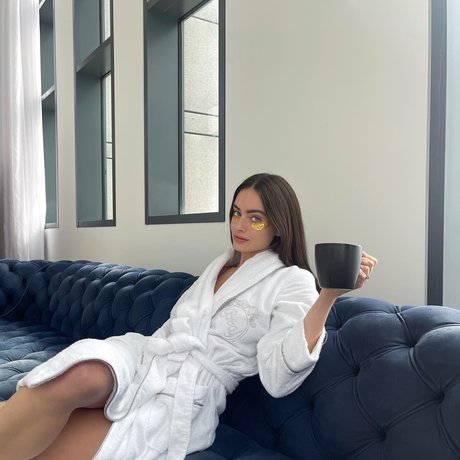 Yael Shelbia 素敵なポルノスター 写真