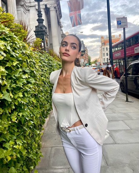 アナルを食べるオンリーファンズ えろ 写真