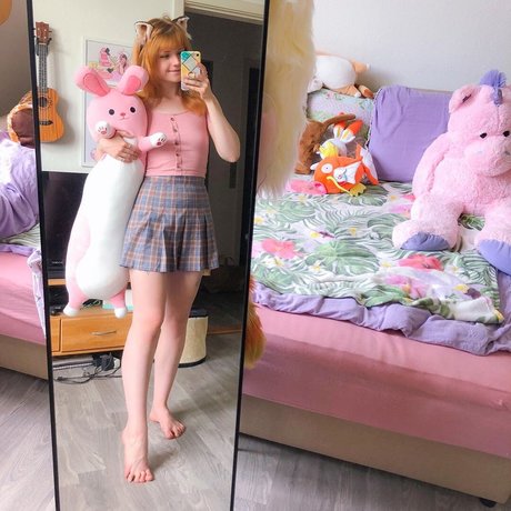 アマチュアブロンドオンリーファンズ 裸 写真