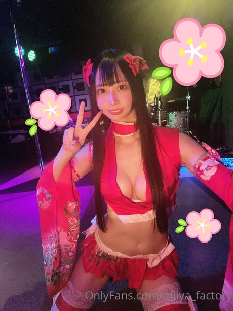 アナルを食べるオンリーファンズ ポルノグラフィック 画像