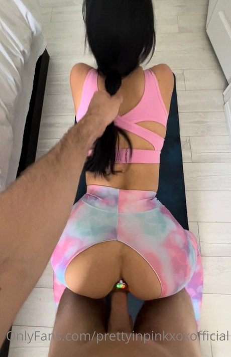 Pretty In Pink xox s セクシーなポルノスター 画像