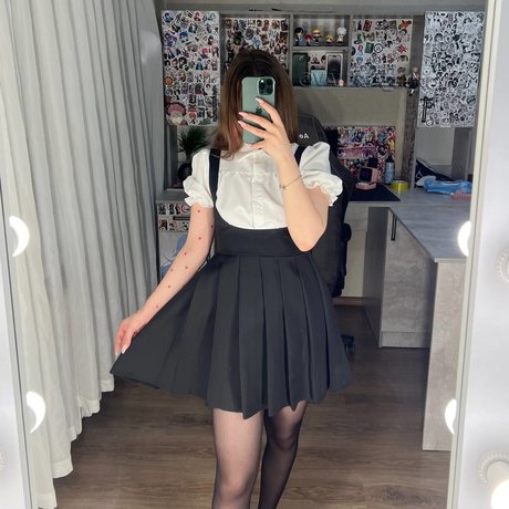 Valeria sister かわいいポルノスター 画像