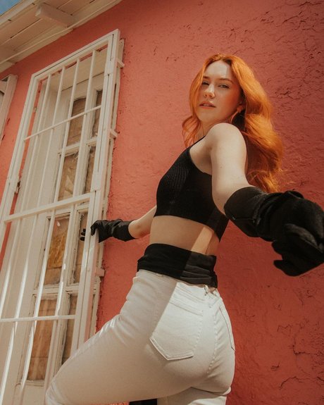 Ana Saia_ ポルノスター アダルト 写真