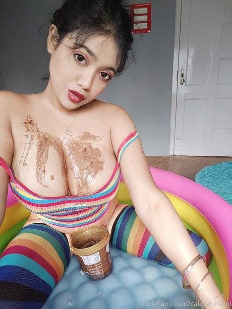 Call Me Sherni ポルノスター 写真