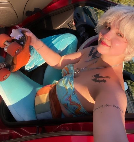 _Succubus Sushi セクシーなスター 写真