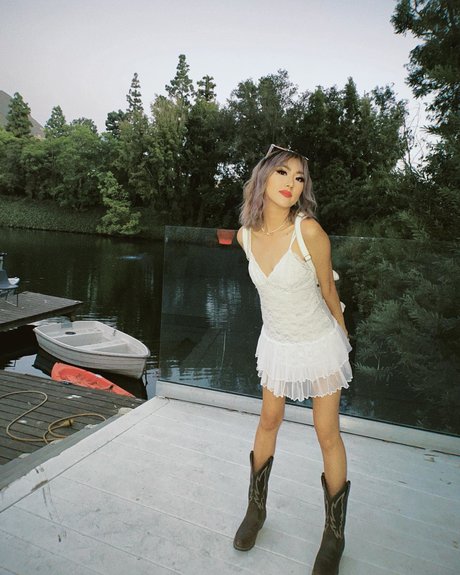 Dj Camgirl_ ポルノスター 画像