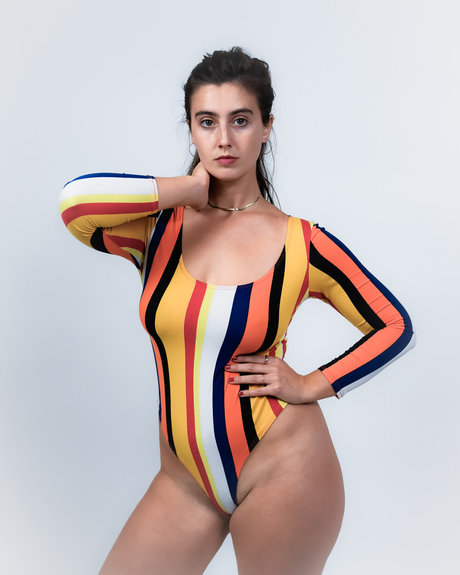 Model Seraphina エロティックモデル 写真