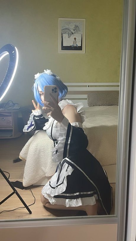 Eva Gros_ ヌードモデル 写真