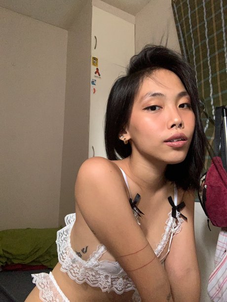 Noreen Pilotin ポルノスター ヌード 写真