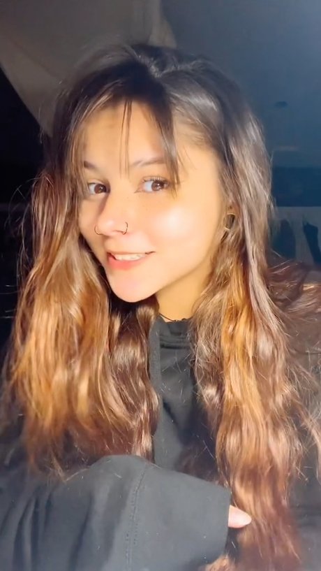 Sxvsy ポルノモデル ギャラリー