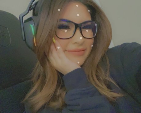 アマチュアブロンドオンリーファンズ 美しいヌード 画像