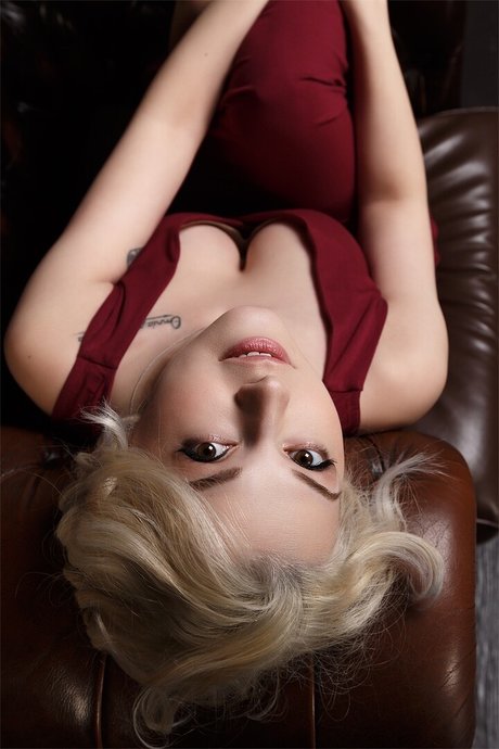 足の動画 オンリーファンズ えろた 写真