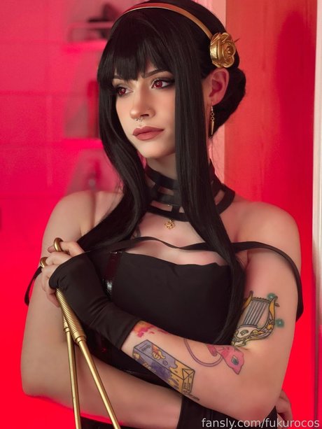 セクシーなブルネットのオンリーファンズ 裸 画像