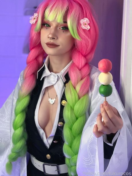 パンストオンリーファンズ ホットヌード 写真