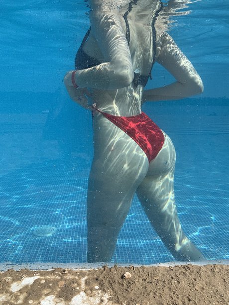 Helga Amor トップ女優 写真