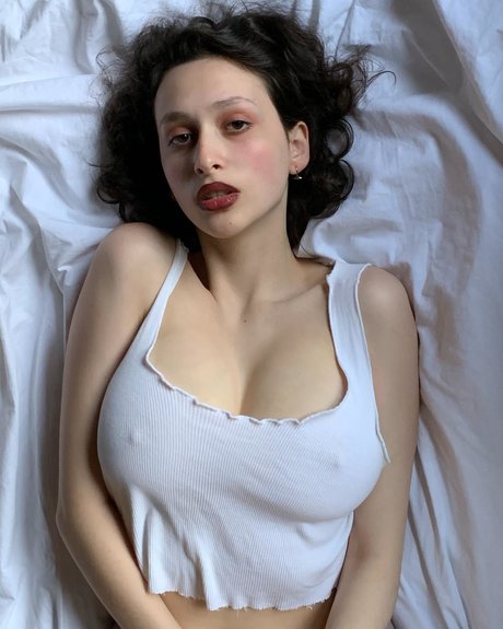 Helga Amor ヌードモデル 写真