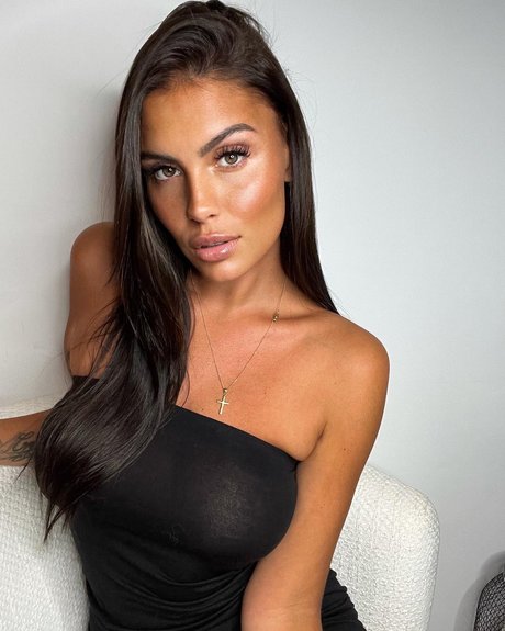 つま先オンリーファン えろた 写真