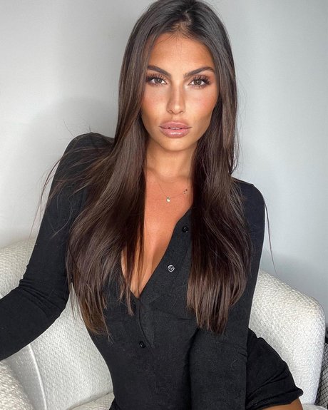 フェイシャルオンリーファンズ セクシーヌード ギャラリー