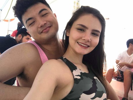 Angela Maria Robson ポルノスター パーフェクト 写真