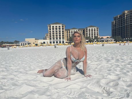 Amy Jackson ポルノスター トップ 写真