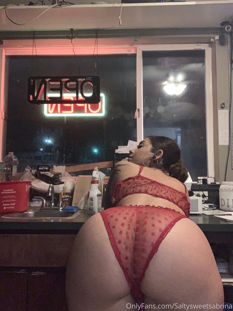 軍事オンリーファンズ 無料裸 写真