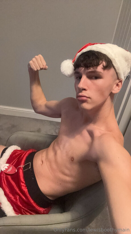 Lewisboothymain ポルノ女優 写真