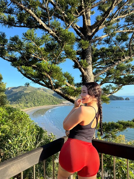 Curlymoana 女優 画像