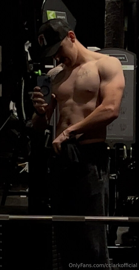 Cclarkofficial エロティックなスター 画像