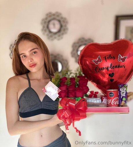 Bunnyfitx ポルノスター セックス 写真