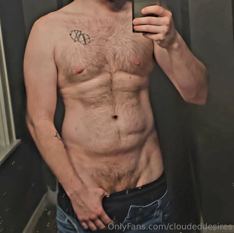 Cloudeddesires 裸のスター ギャラリー