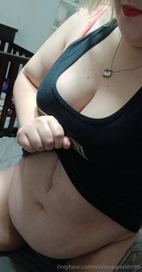 Mommagremlin95 美しいスター アーカイブ