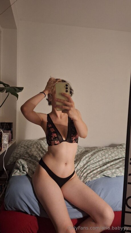 弁護士オンリーファンズ 無料アダルト アーカイブ