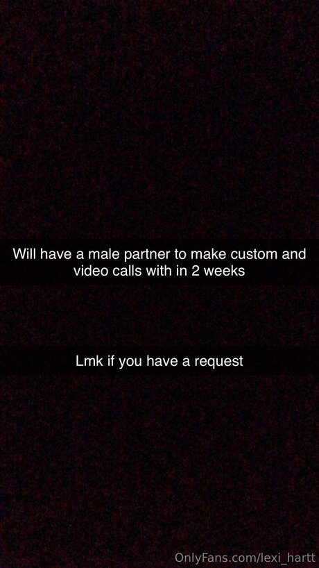 Lexi Hartt セクシーなポルノスター 写真