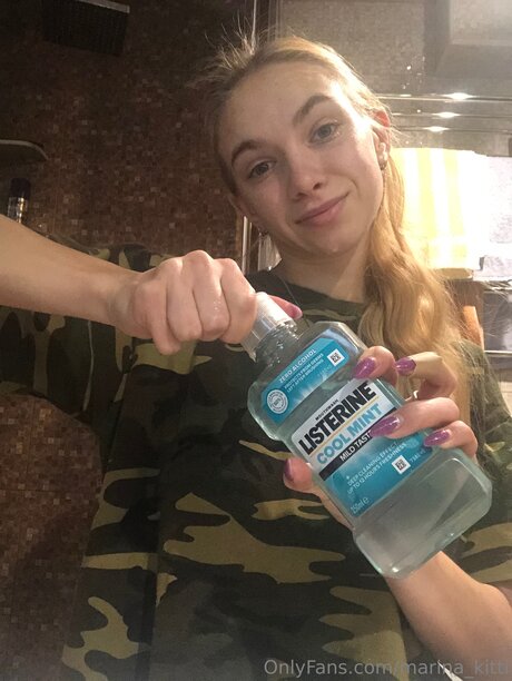 Lexi Hartt ヌードのポルノスター ギャラリー