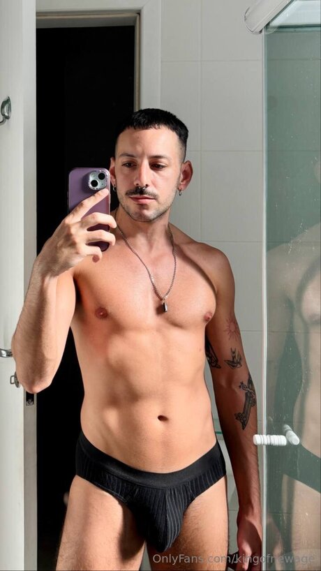 Kingofnewage ポルノスター トップ 画像