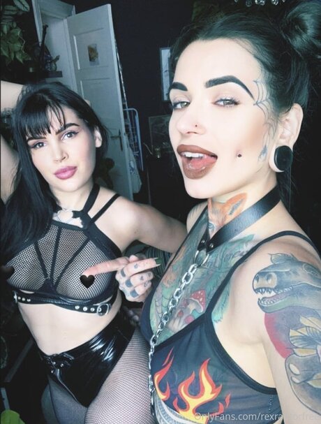 Rexraptorfree エロティックなモデル アーカイブ