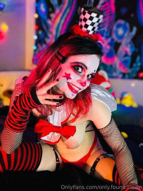 レズビアンマッサージオンリーファンズ xxx 画像