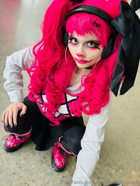 Only Found Clown アートスター ギャラリー