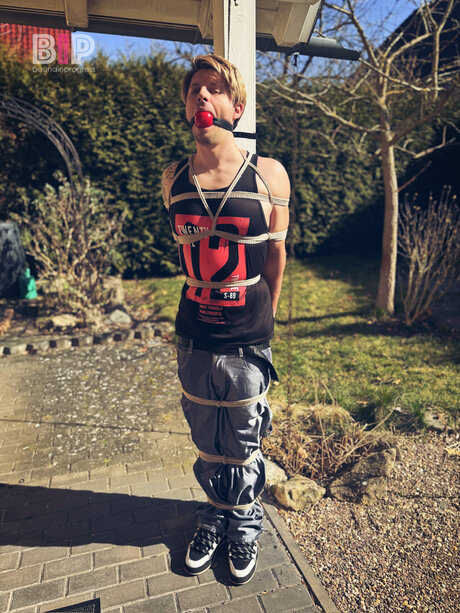 マッサージセラピストオンリーファンズ アートポルノ 画像