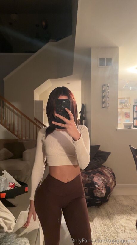 Lagigiguera ホットなポルノスター 写真