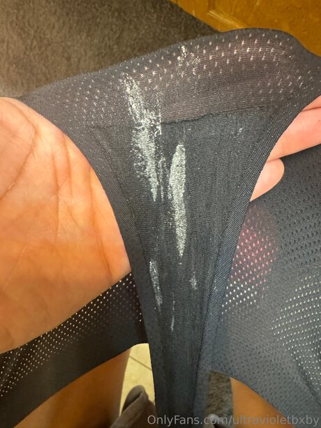 ティーンフィンガリングオンリーファンズ ホットセクシー 写真