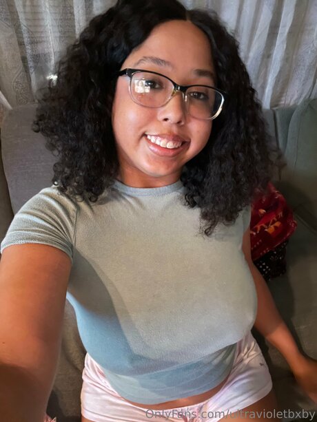 ぽっちゃりヌードオンリーファンズ アダルト無料 画像