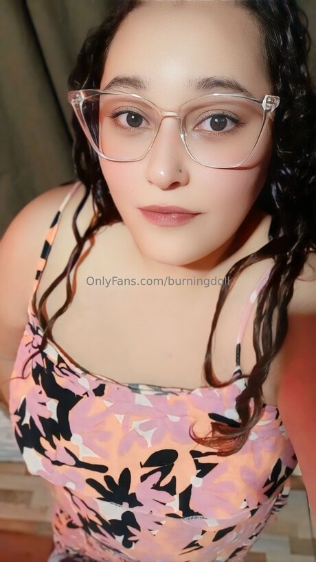 Burningdoll 完璧なスター 写真