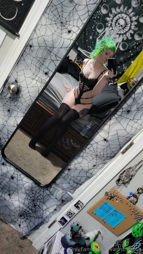 Salems Circus セックススター アーカイブ